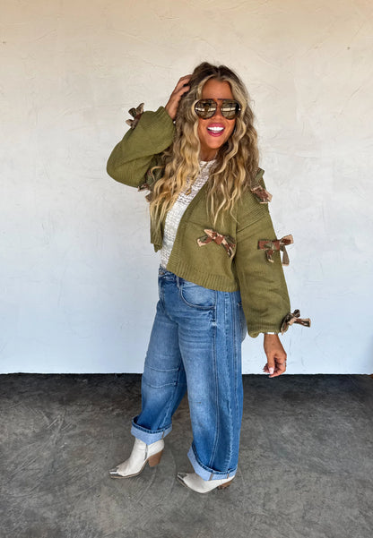 PRE-ORDER BOW KNIT CARDIGAN